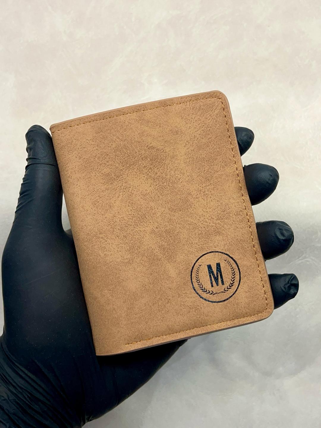 Stylish Men's Leather Bi-Fold Wallet Beige