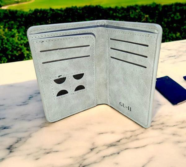 Stylish Men's Leather Bi-Fold Wallet Grey